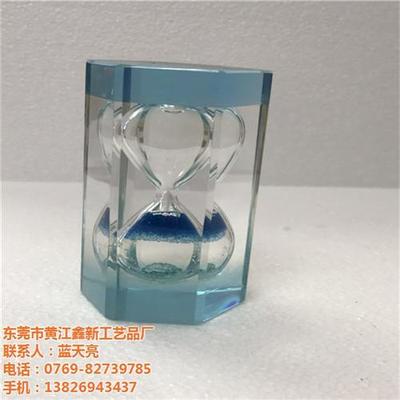 東莞市黃江鑫新工藝品廠 專(zhuān)注于工藝美術(shù)品、金屬與塑料制品制造
